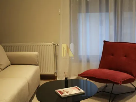 Izdavanje, dvosoban stan, 42m², Bulevar Oslobodjenja, Novi Sad Sve Podlokacije - image 3