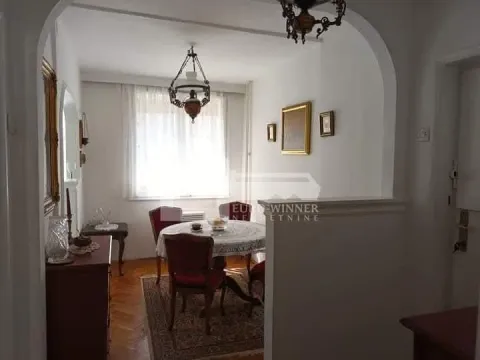 Izdavanje, četvorosoban stan, 92m², Tašmajdan, Palilula Sve Podlokacije - image 5