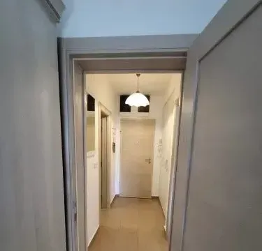 Prodaja, jednosoban stan, 43m², Dalmatinska ulica, Podgorica - image 4