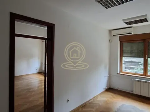 Rent, office space, 58m², Čubura, Beograd - image 11