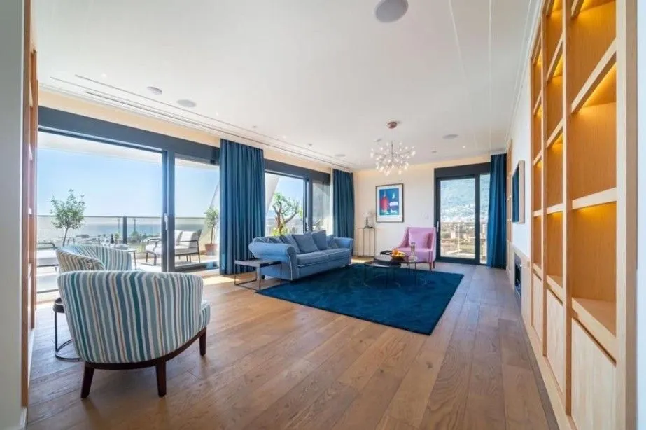 Sale, apartment, 245m², Centar, Bar