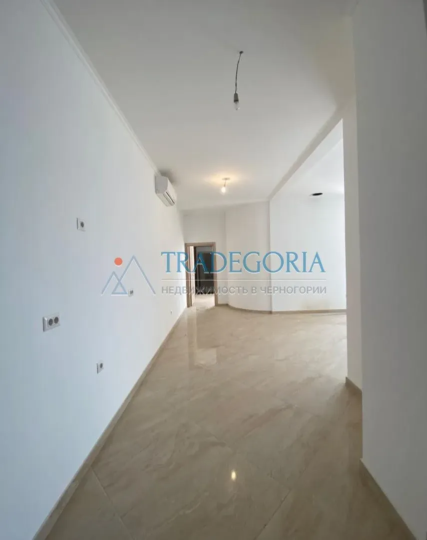 Prodaja, trosoban stan, 227m², Dobra Voda, Bar