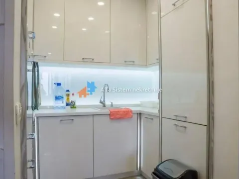 Rent, three bedroom apartment, 75m², Filmski Grad, Beograd - image 6