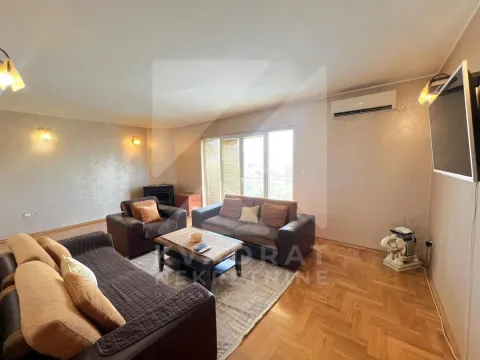 Izdavanje, dvosoban stan, 90m², Tološi, Podgorica - image 2