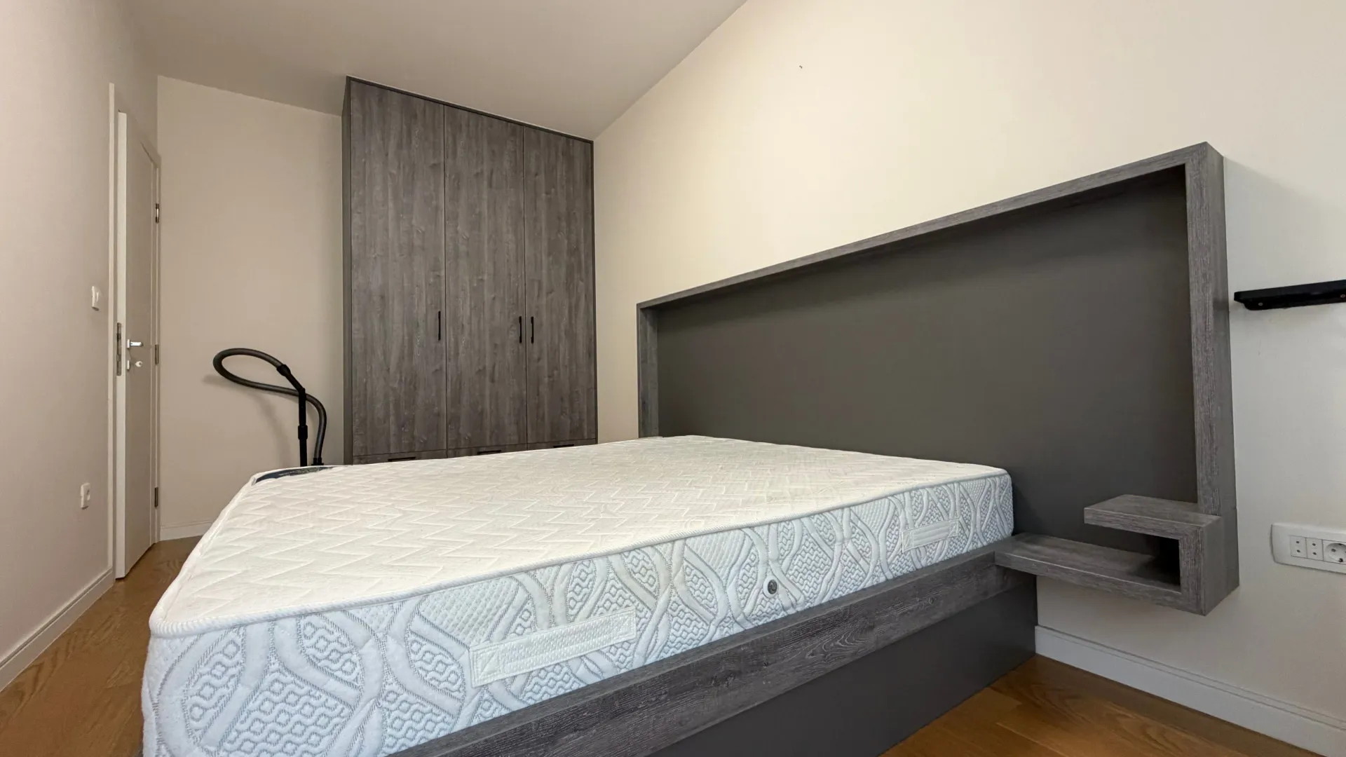 Rent, one bedroom apartment, 41m², Central Point, Podgorica