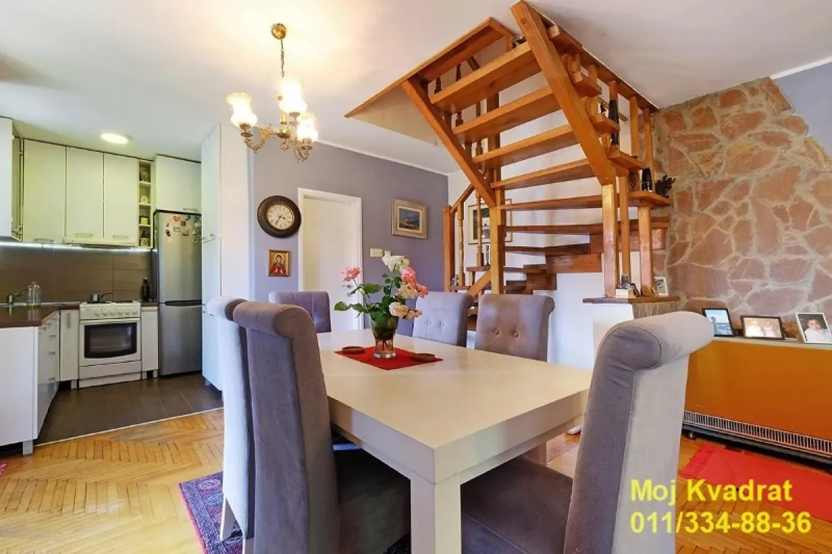 Prodaja, kuća, 250m², Dušanovac, Voždovac Sve Podlokacije