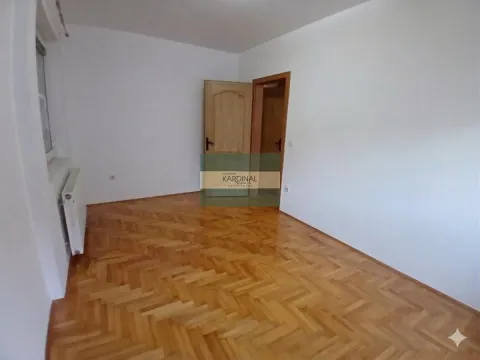 Prodaja, dvosoban stan, 53m², Centar, Kragujevac - image 5