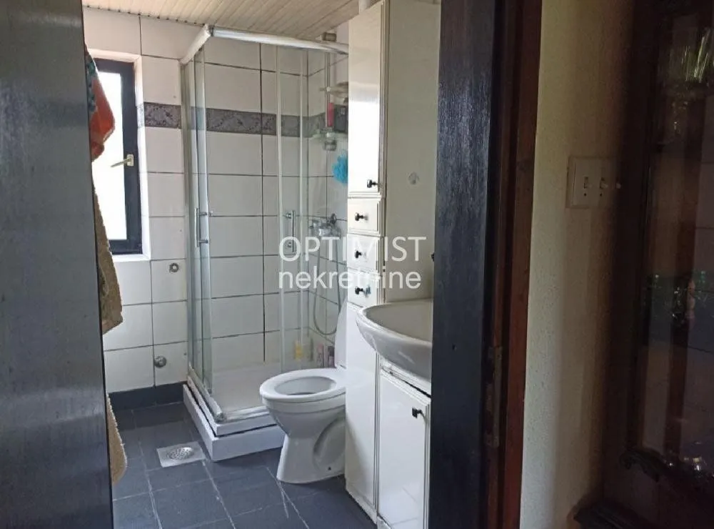 Prodaja, trosoban stan, 73m², Kanarevo Brdo, Beograd
