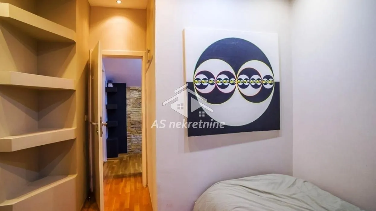 Rent, four bedroom apartment, 140m², Đeram Pijaca, Beograd