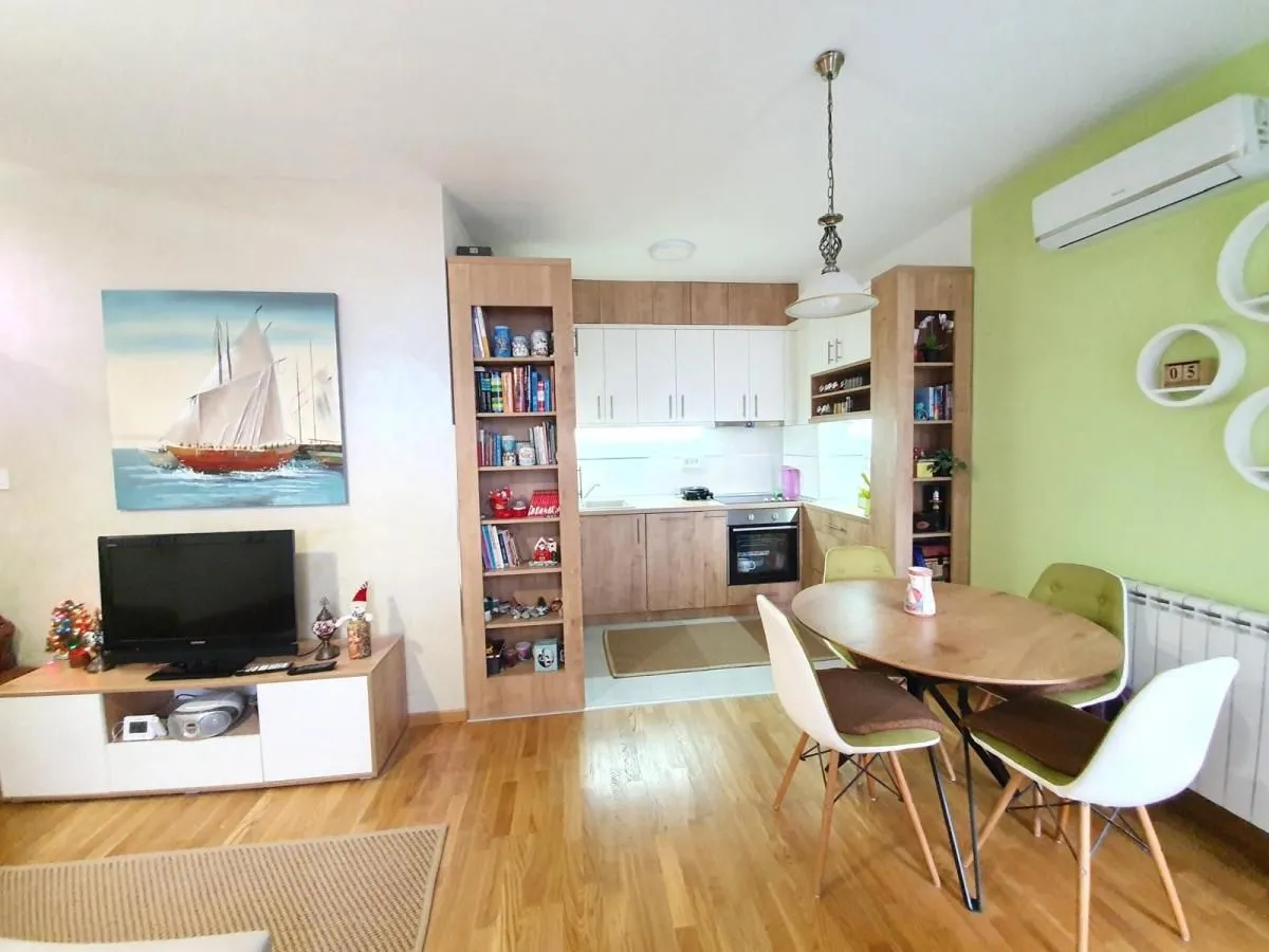 Prodaja, jednosoban stan, 31m², Adamovićevo Naselje, Novi Sad Sve Podlokacije