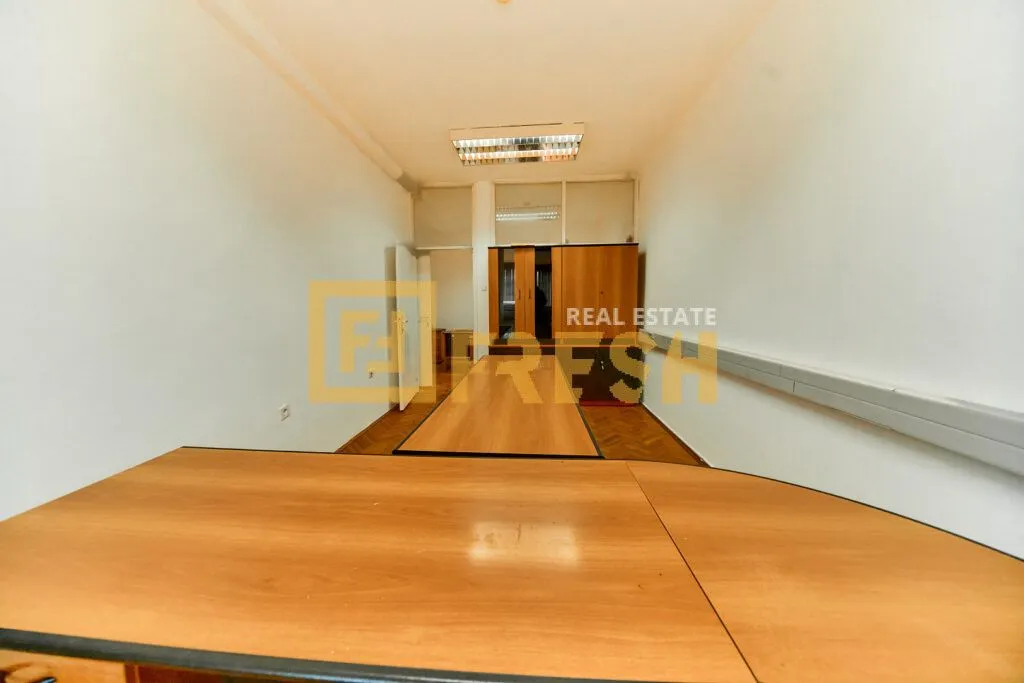 Rent, office space, 345m², Centar, Podgorica
