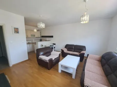 Rent, two bedroom apartment, 65m², Blok 6, Podgorica - image 3