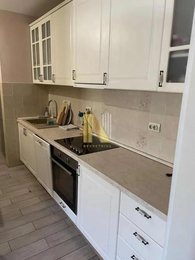 Rent, one bedroom apartment, 42m², Grbavica, Novi Sad Sve Podlokacije