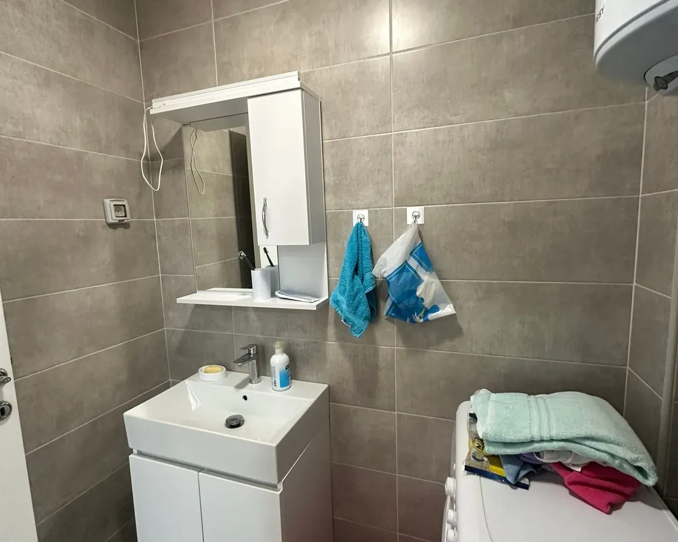 Izdavanje, jednosoban stan, 42m², Zabjelo, Podgorica