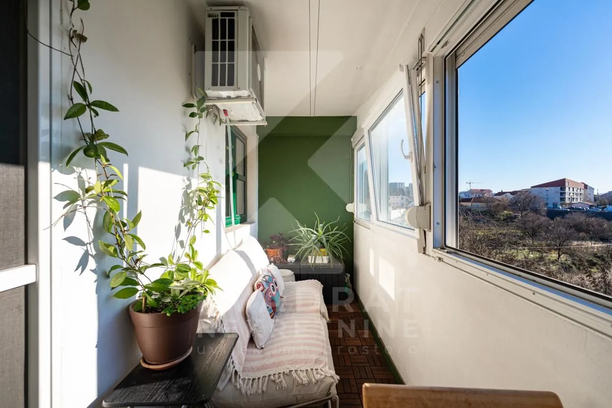 Prodaja, trosoban stan, 101m², Centar, Podgorica