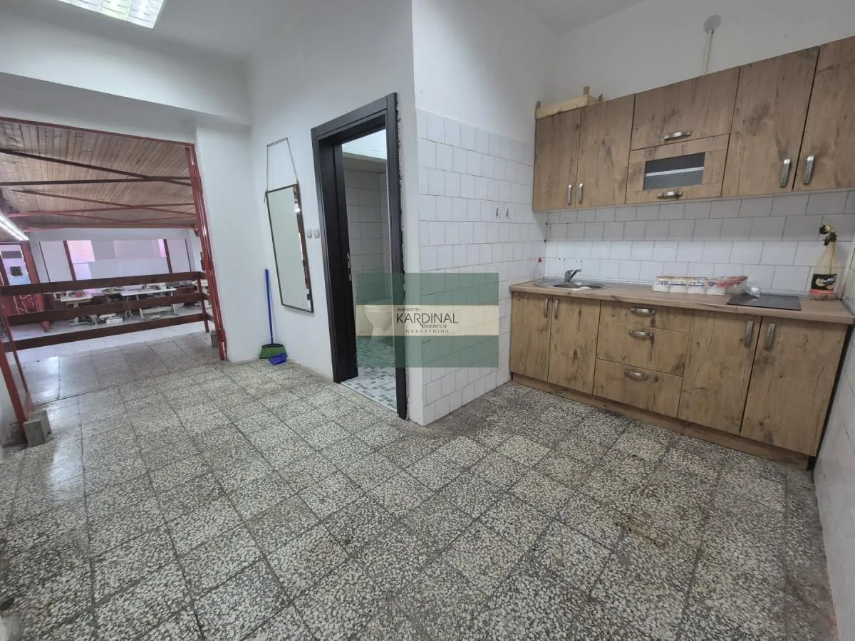 Sale, office space, 327m², Budžino brdo, Jagodina