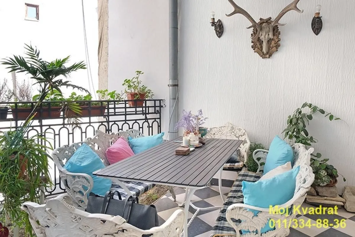 Rent, apartment, 190m², Stari Grad, Beograd