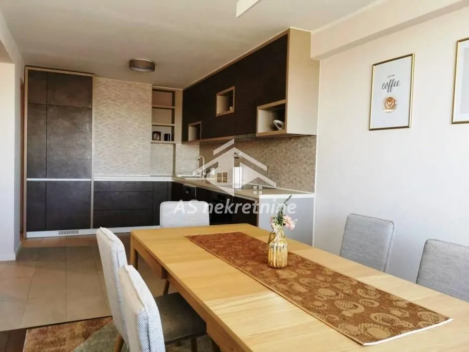 Rent, two bedroom apartment, 81m², Novi Beograd Sve Podlokacije, Beograd