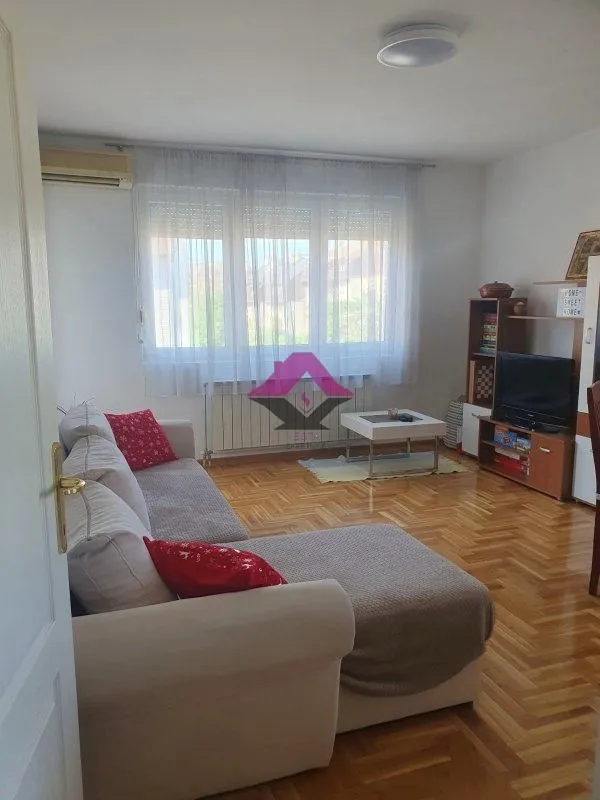 Rent, two bedroom apartment, 57m², Filmski Grad, Beograd