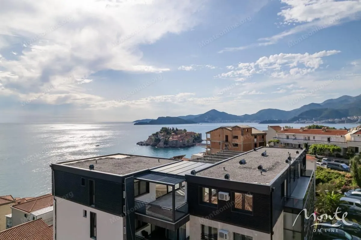 Sale, two bedroom apartment, 67m², Sveti Stefan, Budva