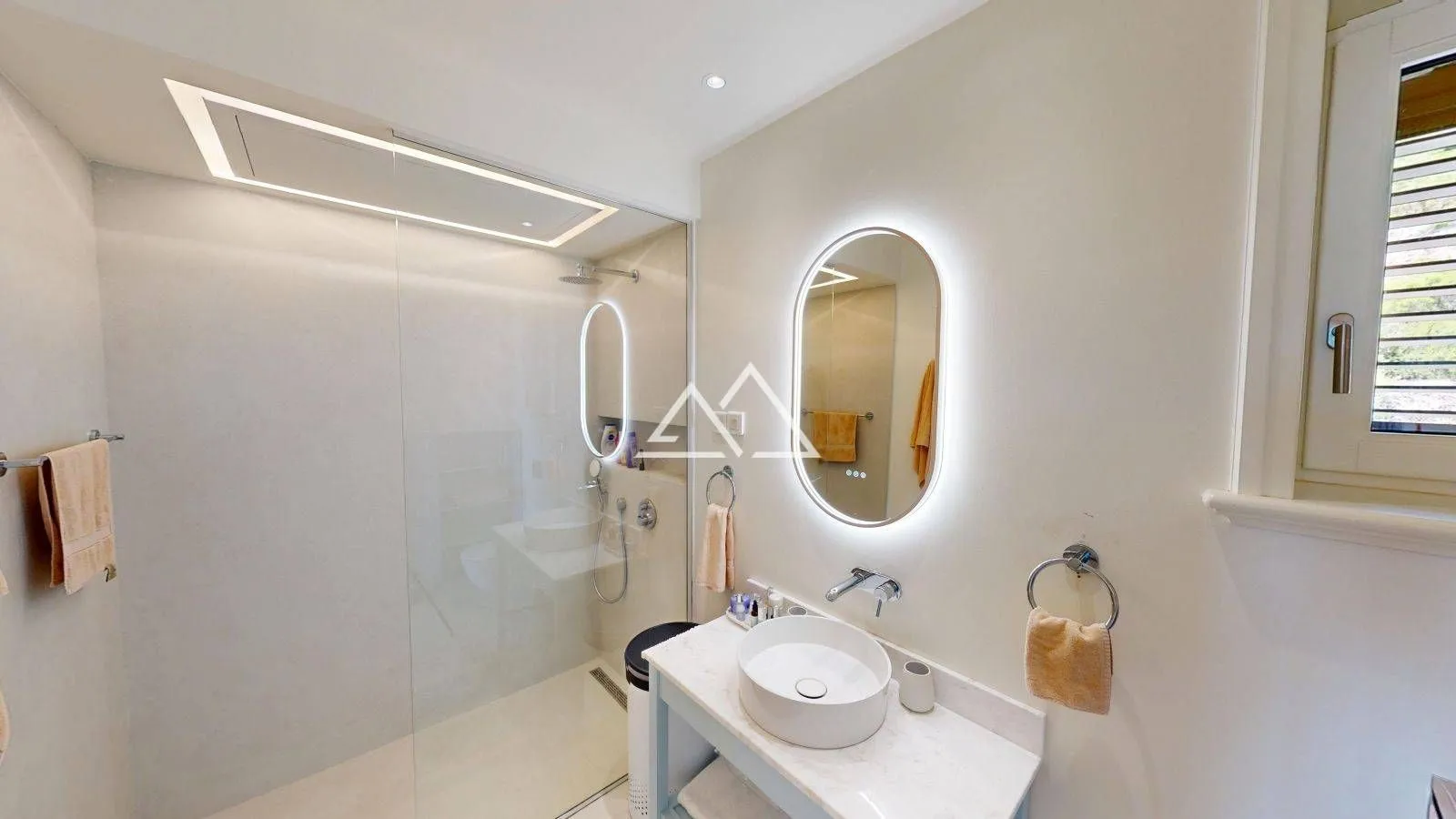 Prodaja, dvosoban stan, 99m², Luštica Bay, Tivat