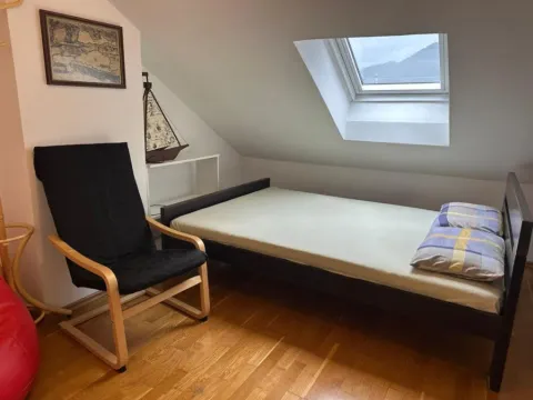 Izdavanje, dvosoban stan, 82m², Centar, Tivat - image 11