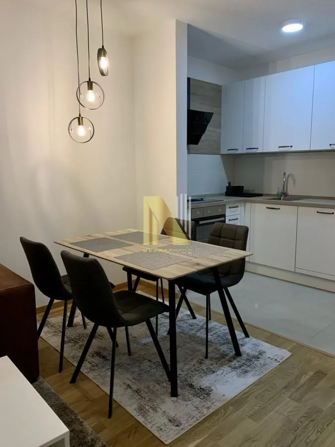 Izdavanje, dvosoban stan, 42m², Telep, Novi Sad Sve Podlokacije