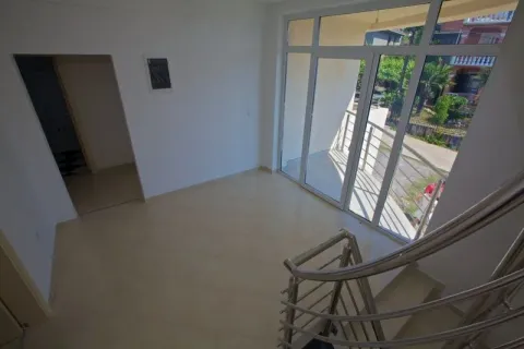 Prodaja, kuća, 404m², Utjeha, Bar - image 7