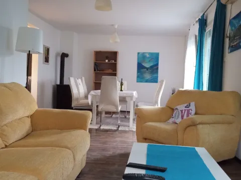 Izdavanje, kuća, 105m², Prijevor, Budva - image 4