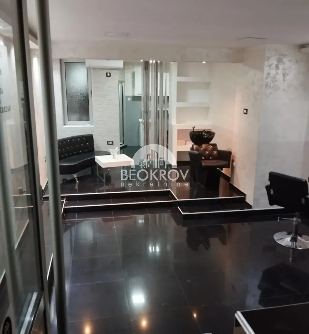 Izdavanje, poslovni prostor, 38m², Stari Grad, Beograd