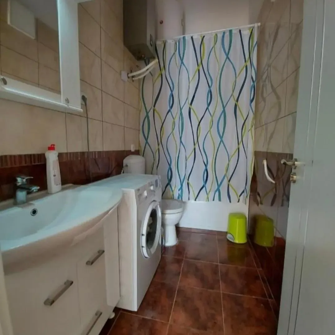 Izdavanje, dvosoban stan, 100m², Ilino, Bar