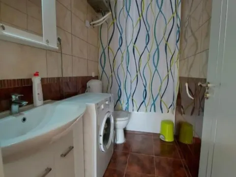 Izdavanje, dvosoban stan, 100m², Ilino, Bar - image 3