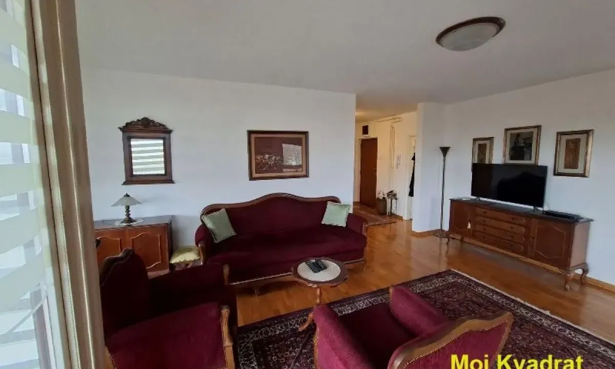 Prodaja, četvorosoban stan, 102m², Savski Venac, Beograd