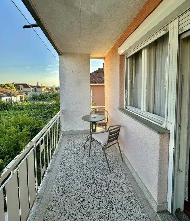 Izdavanje, trosoban stan, 107m², Masline, Podgorica