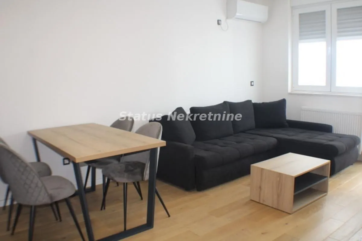 Izdavanje, jednosoban stan, 41m², Banatić, Novi Sad Sve Podlokacije