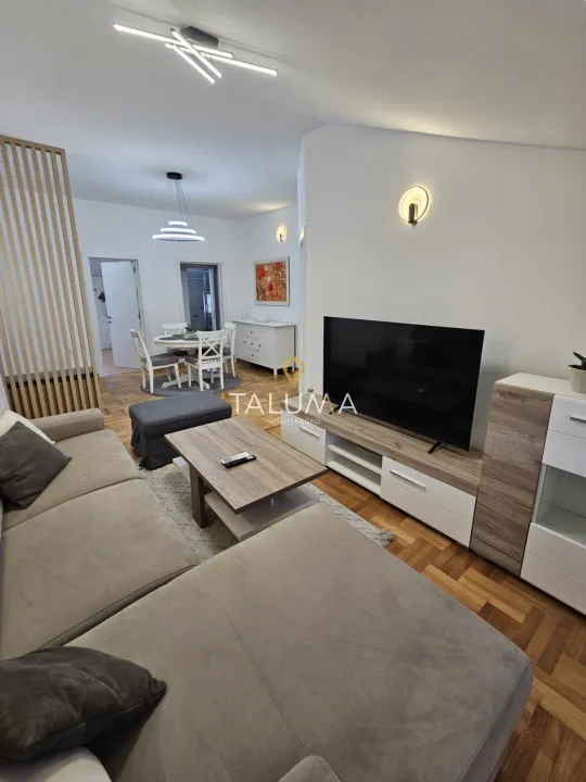 Izdavanje, jednosoban stan, 60m², Momišići, Podgorica