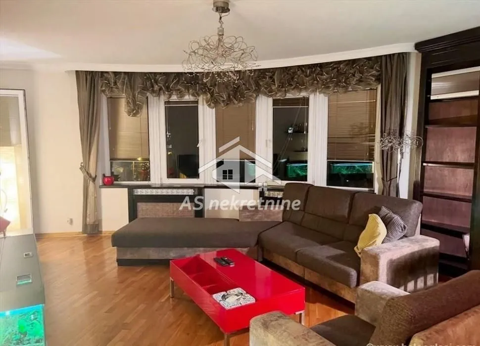 Izdavanje, stan, 74m², Đeram Pijaca, Beograd