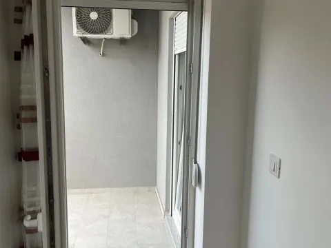 Izdavanje, jednosoban stan, 45m², Zabjelo, Podgorica - image 7