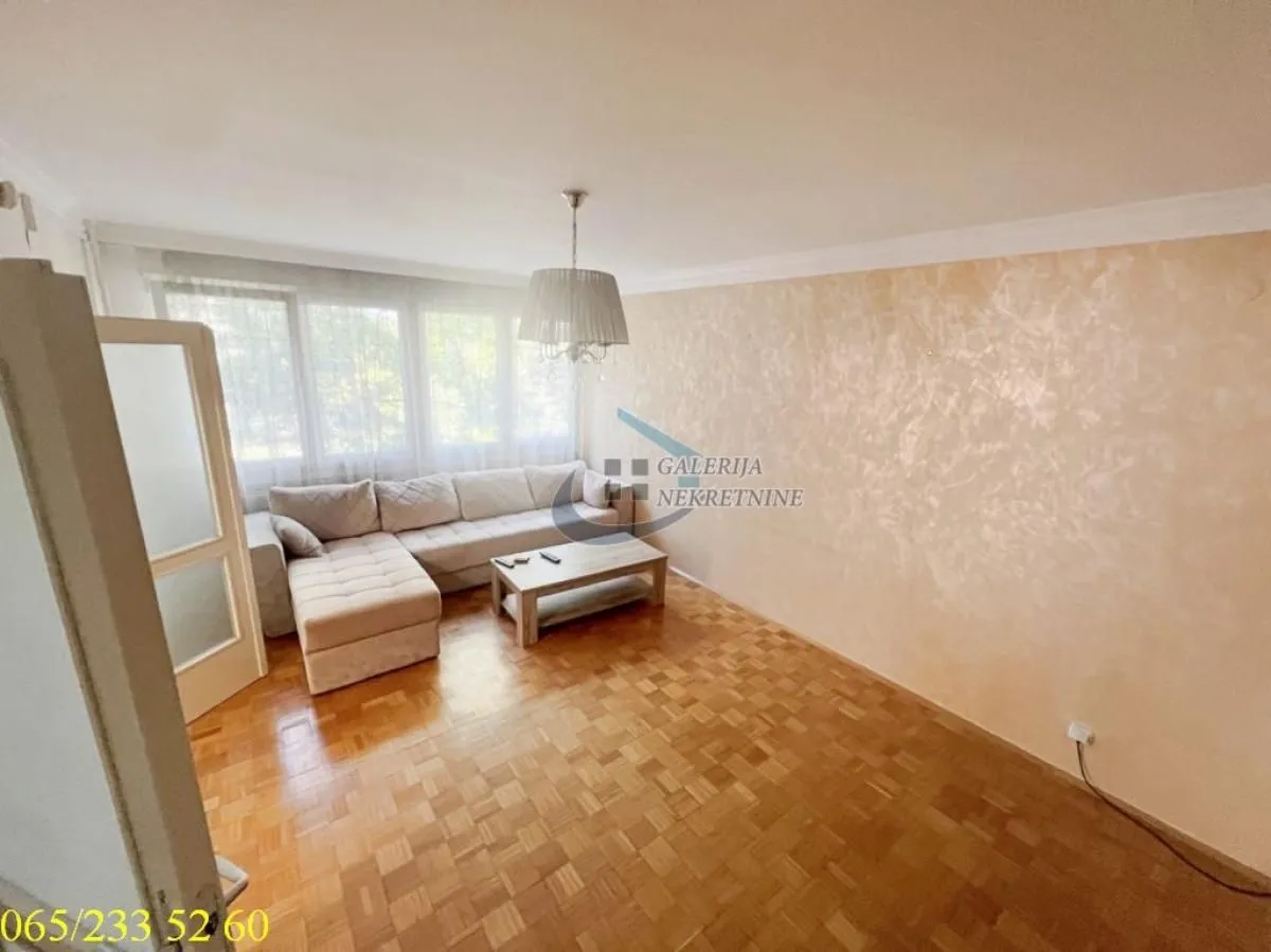Sale, three bedroom apartment, 75m², Farmaceutski Fakultet, Voždovac Sve Podlokacije