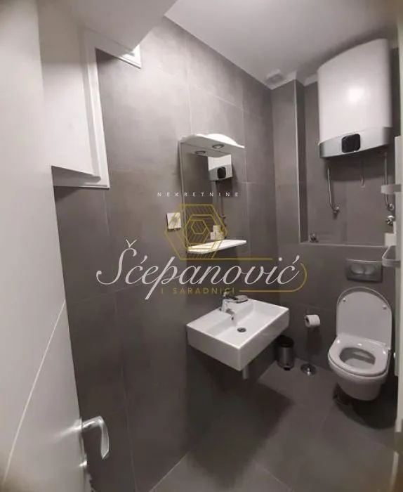 Prodaja, trosoban stan, 62m², Telep južni, Novi Sad Sve Podlokacije