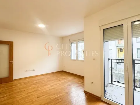 Prodaja, stan, 43m², Blok 6, Podgorica - image 11