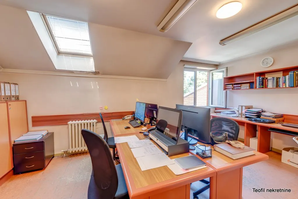 Sale, house, 285m², Bezanijska Kosa 1, Bežanijska Kosa Sve Podlokacije