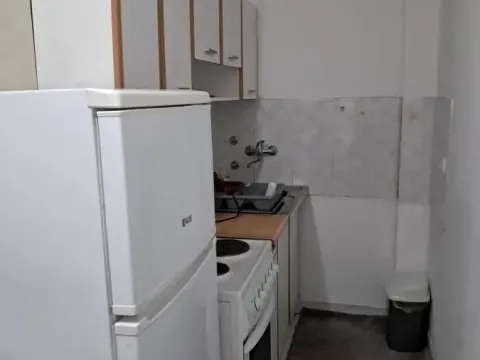 Izdavanje, jednosoban stan, 32m², Novo naselje, Novi Sad - image 4