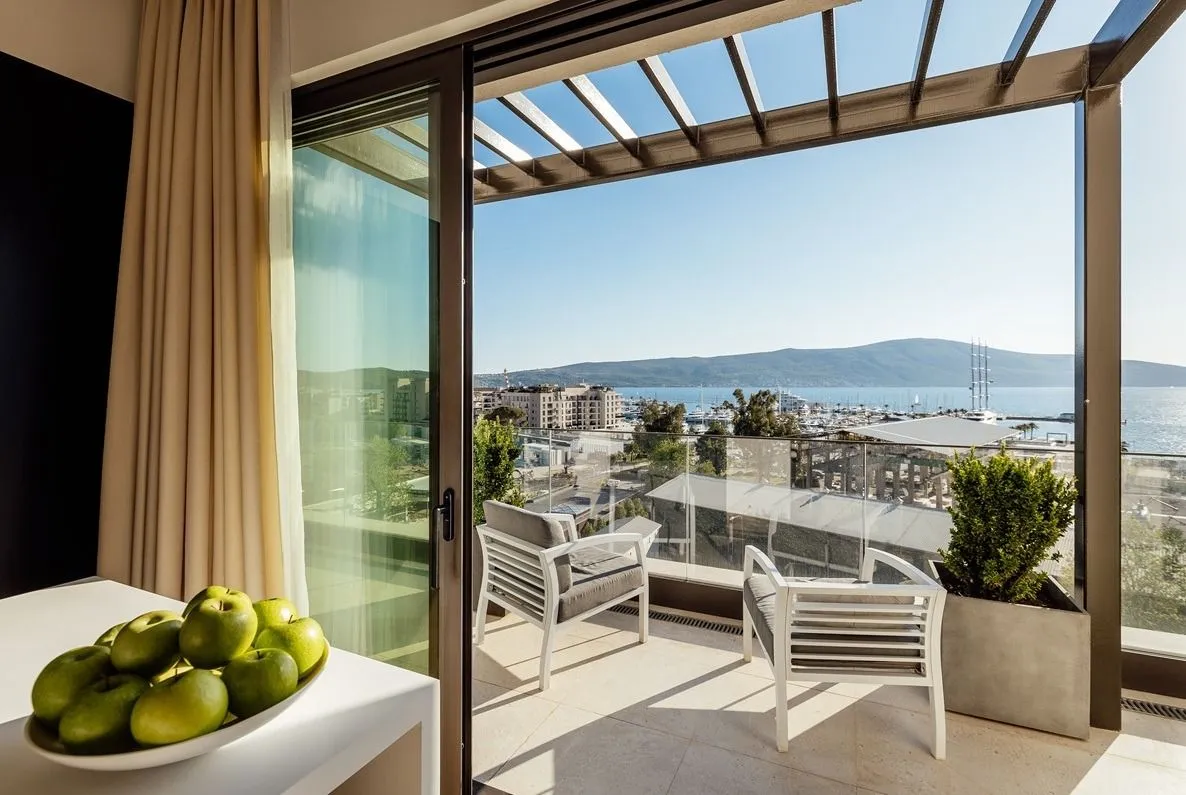 Prodaja, dvosoban stan, 179m², Porto Montenegro, Tivat