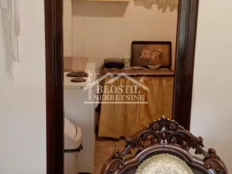 Prodaja, kuća, 186m², Altina, Beograd - image 4