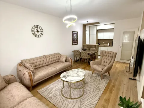 Izdavanje, dvosoban stan, 72m², Central Point, Podgorica - image 6