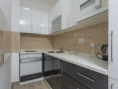 Sale, two bedroom apartment, 75m², Dobre Vode, Bar - image 8