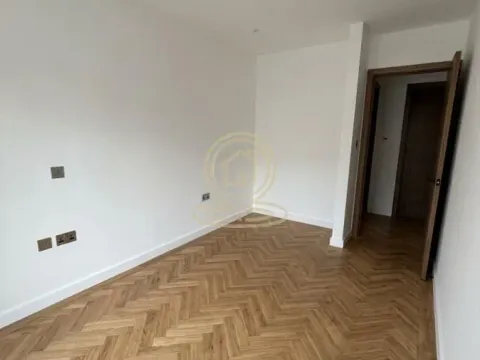 Sale, four bedroom apartment, 74m², Vračar Sve Podlokacije, Beograd - image 2