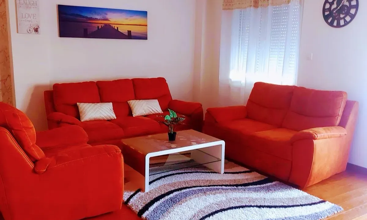 Prodaja, dvosoban stan, 65m², Ljubović, Podgorica