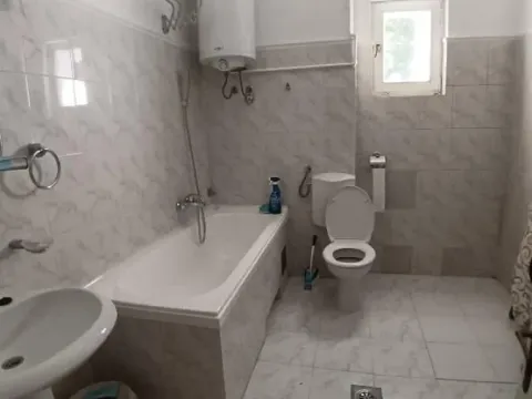 Rent, four bedroom apartment, 121m², Gundulićev Venac, Beograd - image 8